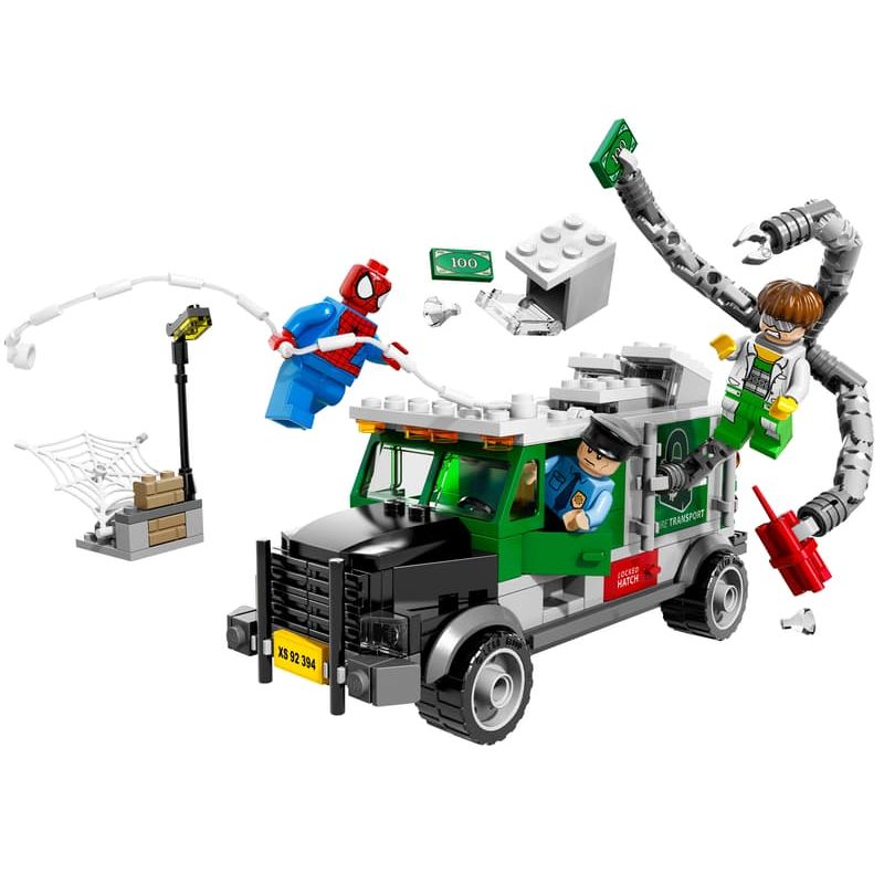 LEGO 76015 - Dock Ock Truck Heist
