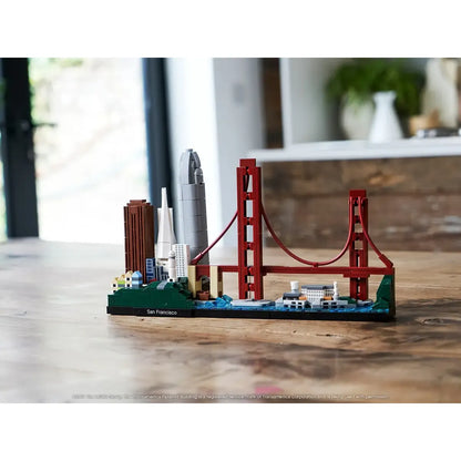 LEGO 21043 - San Francisco