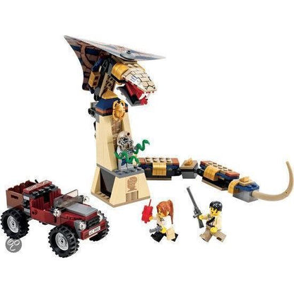 LEGO 7325 - Het Vervloekte Cobrastandbeeld